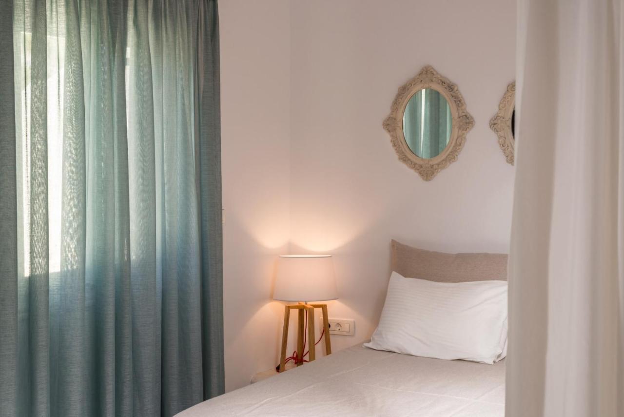 Hermes Hotel Kamari  Luaran gambar